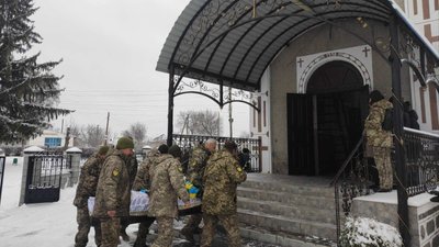 Поліг в бою на Донеччині: на Черкащині попрощалися із загиблим героєм