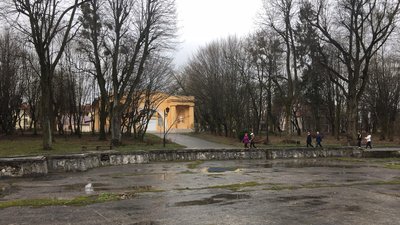 У Львові проводять безкоштовні заняття із скандинавської ходьби У Львові проводять безкоштовні заняття із скандинавської ходьби