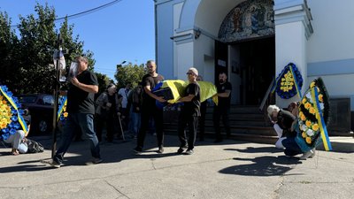 Херсон, прощання з бійцем, поховання, загинув військовий