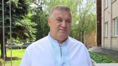 Голові Прилуцької райради у двір кинули саморобний вибуховий пристрій