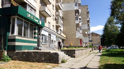 У багатоповерхівці Житомира відключили ліфт. Бо жителі відмовилися від послуг ВРЖЕПу У багатоповерхівці Житомира відключили ліфт. Бо жителі відмовилися від послуг ВРЖЕПу