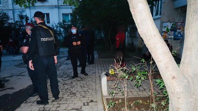 У Франківську конфлікт між жінками завершився стріляниною між чоловіками У Франківську конфлікт між жінками завершився стріляниною між чоловіками