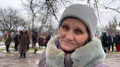 Понад сто родин з деокупованого села на Миколаївщині отримали дрова Понад сто родин з деокупованого села на Миколаївщині отримали дрова