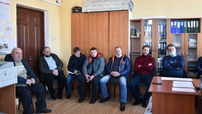 П'ять перевізників просять Луцькраду збільшити проїзд до восьми гривень П'ять перевізників просять Луцькраду збільшити проїзд до восьми гривень