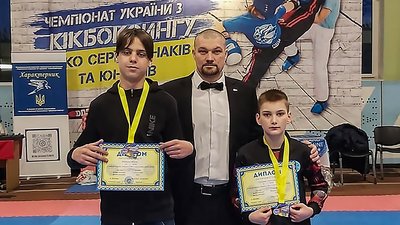 Кікбоксери з Кіровоградщини вибороли 33 медалі чемпіонату України Кікбоксери з Кіровоградщини вибороли 33 медалі чемпіонату України