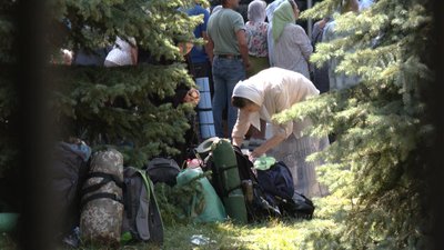 Паломництво до Почаївської Лаври: з Кам'янця-Подільського вирушила хресна хода з понад 250 прочан УПЦ Паломництво до Почаївської Лаври: з Кам'янця-Подільського вирушила хресна хода з понад 250 прочан УПЦ