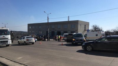 Аварія з трьома травмованими сталася у Сумах