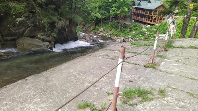 "Не можна повністю обгородити водоспад" — директор парку "Сколівські бескиди" "Не можна повністю обгородити водоспад" — директор парку "Сколівські бескиди"