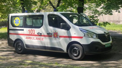 До Вільнянської лікарні передали швидку та антидот проти хімічних отруєнь До Вільнянської лікарні передали швидку та антидот проти хімічних отруєнь