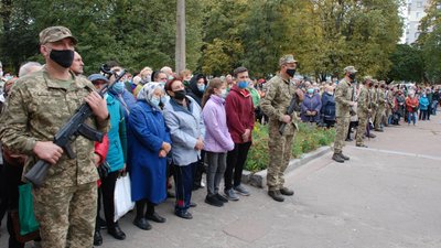 На Сумщині прощаються з загиблим курсантом Олександром Бойком На Сумщині прощаються з загиблим курсантом Олександром Бойком
