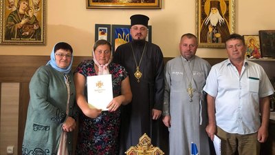 Ще дві релігійні громади Житомирщини вийшли з підпорядкування московського патріархату, настоятелі рішення не підтримали Ще дві релігійні громади Житомирщини вийшли з підпорядкування московського патріархату, настоятелі рішення не підтримали