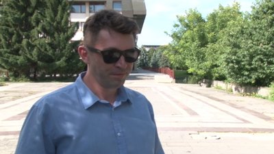 Відмовилися говорити українською: історія ужгородця, який скористався послугами аеропорту "Херсон"