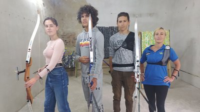 Луцькі лучники переїхали із затопленого приміщення у нове