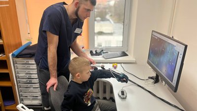Пристрій для реабілітації кінцівок в Рівненській обласній дитячій лікарні
