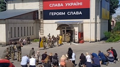 У Хмельницькому попрощались із двома військовими, які загинули, захищаючи Україну