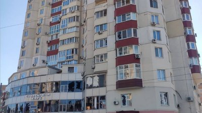 Пошкоджені будинки, магазин та школа: прокуратура розслідує обстріли Харкова військами РФ Пошкоджені будинки, магазин та школа: прокуратура розслідує обстріли Харкова військами РФ