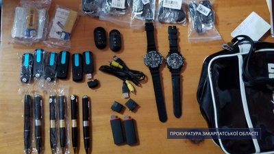 Закарпатця затримали на ввезенні контрабандних пристроїв для прослуховування