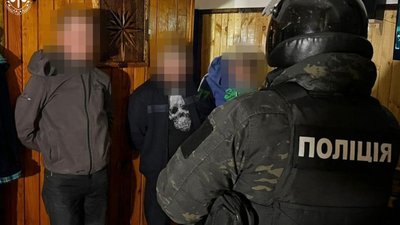 Затримання в'язнів
