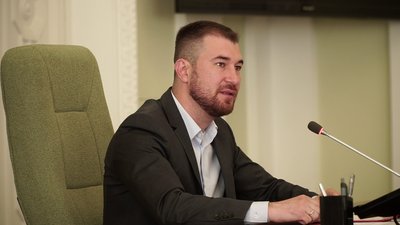 Виконувач обов’язків міського голови Чернігова Олександр Ломако Виконувач обов’язків міського голови Чернігова Олександр Ломако
