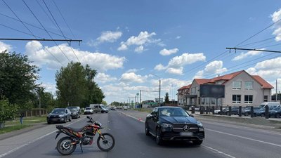 У лікарні двоє мотоциклістів та велосипедист: в аваріях на Волині травмувалися троє людей У лікарні двоє мотоциклістів та велосипедист: в аваріях на Волині травмувалися троє людей