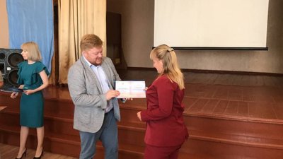 На окупованій Луганщині готуються до навчального року На окупованій Луганщині готуються до навчального року