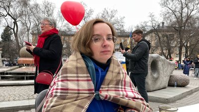 "Два серця в полоні": у Запоріжжі відбулася акція на підтримку українських полонених "Два серця в полоні": у Запоріжжі відбулася акція на підтримку українських полонених