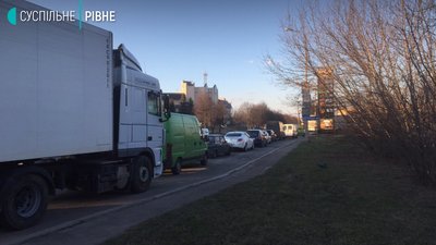 Тимчасово ми не пасажири: що буде із громадським транспортом Тимчасово ми не пасажири: що буде із громадським транспортом