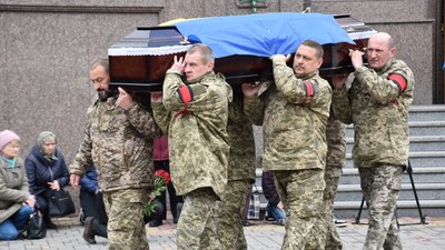 У Луцьку попрощалися з 32-річним солдатом Андрієм Головченком