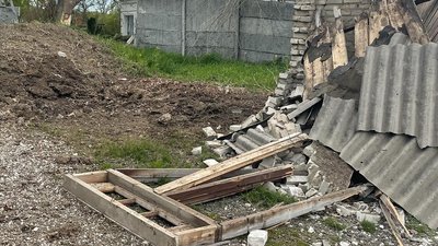 У селищі Лісному на Харківщині окупанти обстріляли дитячий садок та церкву
