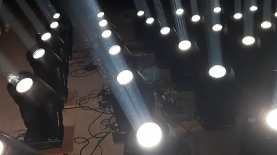 У Рівному влаштували нічне світлове шоу. Суспільне шукає, чиїх це рук справа У Рівному влаштували нічне світлове шоу. Суспільне шукає, чиїх це рук справа