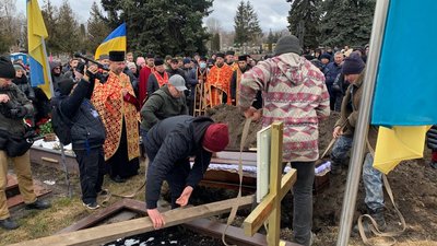 Похорон військового Романа Стецюка Похорон військового Романа Стецюка