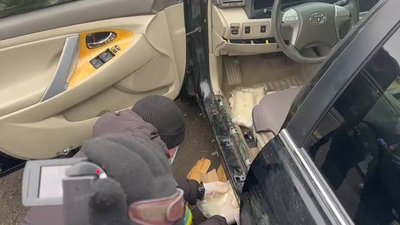 Через Волинську митницю жінка намагалася виввезти до Польщі понад 17 кілограм наркотиків Через Волинську митницю жінка намагалася виввезти до Польщі понад 17 кілограм наркотиків