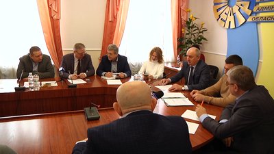 У Житомирі лікарі та депутати вирішували, як протидіяти китайському коронавірусу
