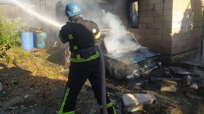 На Запоріжжі минулої доби внаслідок обстрілів РФ сталася пожежа На Запоріжжі минулої доби внаслідок обстрілів РФ сталася пожежа