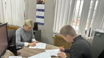 Виправдовувала дії Росії: у Житомирі судитимуть викладачку одного з ліцеїв Виправдовувала дії Росії: у Житомирі судитимуть викладачку одного з ліцеїв