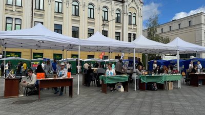 Відсіч, книжковий форум, письменники, Матіос, презентації, літературні кав'ярні