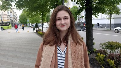 Попит на українську літературу під час війни: тренди читацьких уподобань у Житомирі Попит на українську літературу під час війни: тренди читацьких уподобань у Житомирі