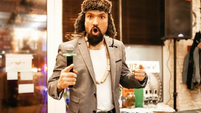 Шоумен-організатор інтелектуальної гри захищає Сумщину Шоумен-організатор інтелектуальної гри захищає Сумщину
