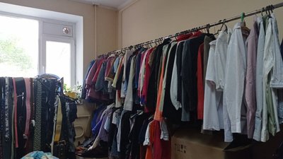 У Тернополі відкривають благодійний магазин