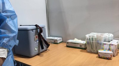 У Києві відкрився перший в Україні центр вакцинації У Києві відкрився перший в Україні центр вакцинації