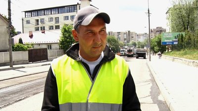У Тернополі перекрили рух транспорту ще однією вулицею У Тернополі перекрили рух транспорту ще однією вулицею