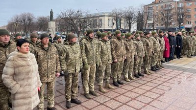У Черкасах відзначили День єднання У Черкасах відзначили День єднання