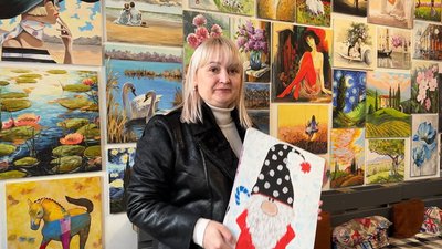 Картини для укриттів: у Тернополі художники безплатно роздають дітям свої роботи Картини для укриттів: у Тернополі художники безплатно роздають дітям свої роботи