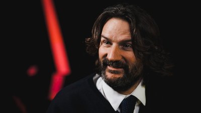 Фредерік Беґбедер долучився до збору грошей для ЗСУ