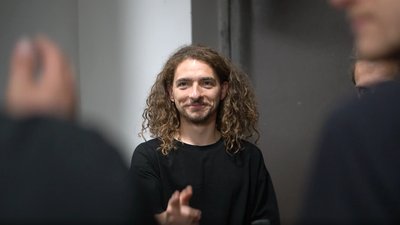 Василь Байдак: жарти в Ягідному, гуманітарна допомога та як зустріли війну "воробушки" Василь Байдак: жарти в Ягідному, гуманітарна допомога та як зустріли війну "воробушки"