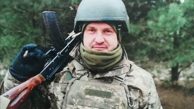«Ми розуміли, що виходу з Бахмута немає». Інтерв’ю з дружиною загиблого бійця з Дніпропетровщини