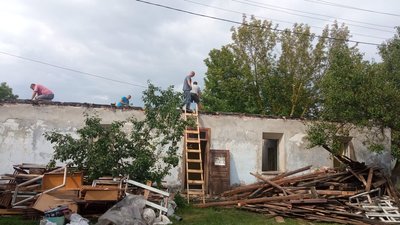 Музейники на Рівненщині ремонтують приміщення, де було гетто і тюремні камери НКВС: що тут планують облаштувати Музейники на Рівненщині ремонтують приміщення, де було гетто і тюремні камери НКВС: що тут планують облаштувати