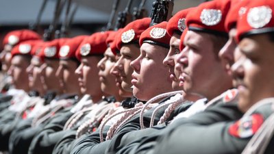 Австрійські військові