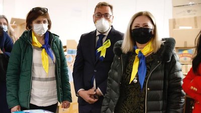 Вишиванка для королеви. Як прикарпатка популяризує український стрій в Іспанії та допомагає під час війни
