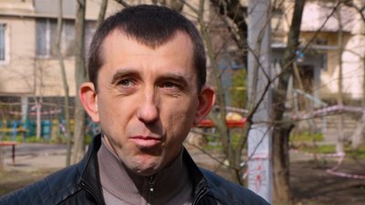 В Одесі почали демонтувати частину багатоповерхівки, у який влучив російський дрон В Одесі почали демонтувати частину багатоповерхівки, у який влучив російський дрон